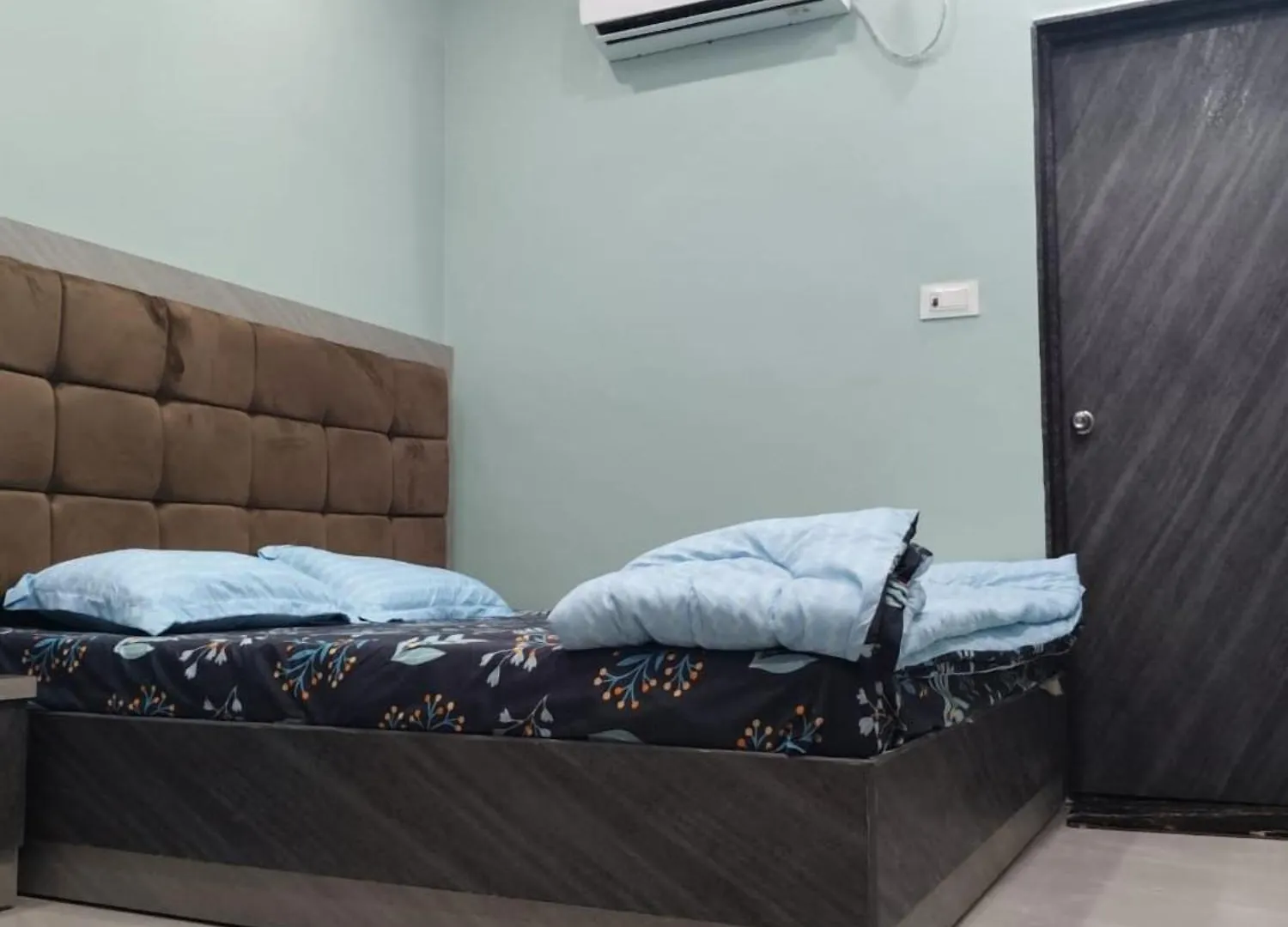 ורנאסי Kashi Om Vilas Homestay 0*,