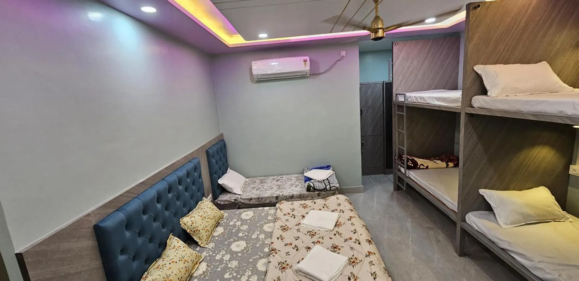 Guest house Kashi Om Vilas Homestay Varanasi