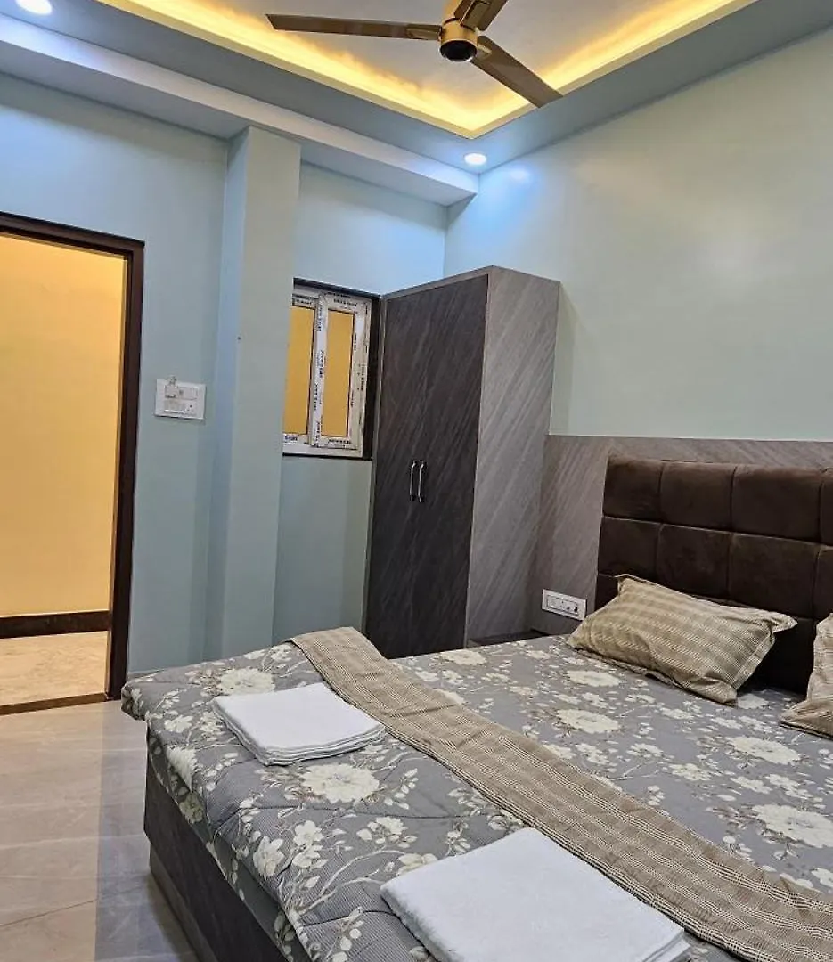 Kashi Om Vilas Homestay Varanasi Guest house