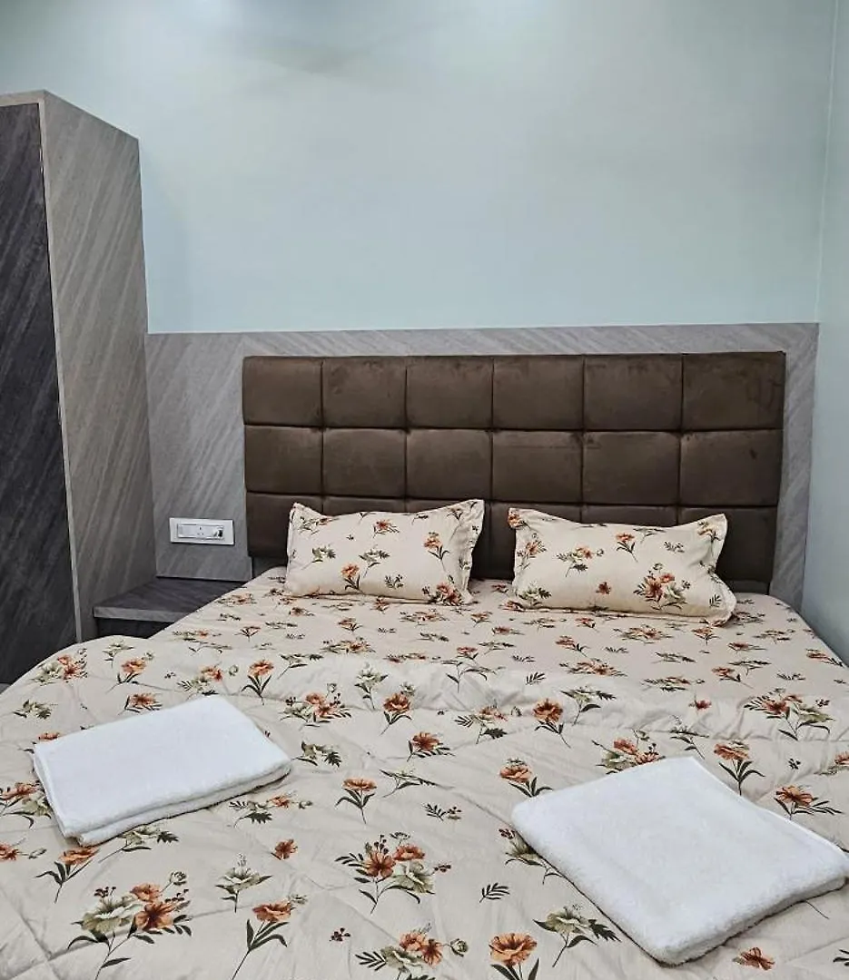 Kashi Om Vilas Homestay Varanasi 0*,