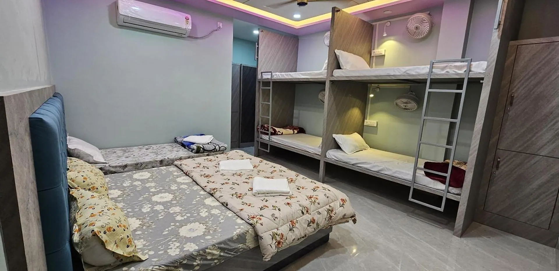 Guest house Kashi Om Vilas Homestay Varanasi